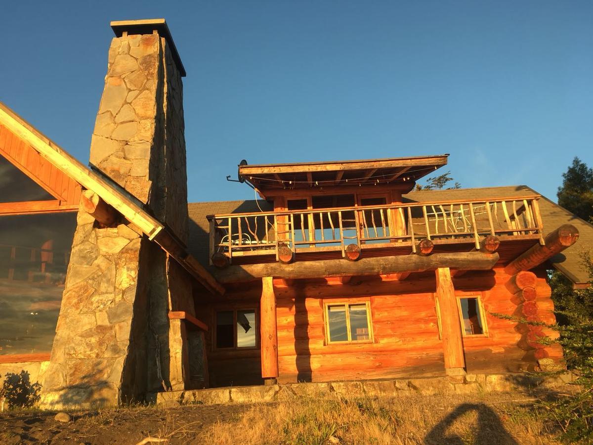 Blockhouse Lodge Puerto Clocker Exterior photo