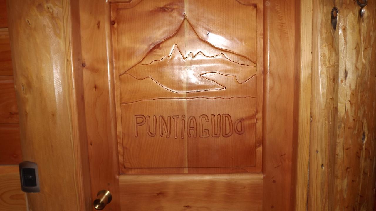Blockhouse Lodge Puerto Clocker Exterior photo